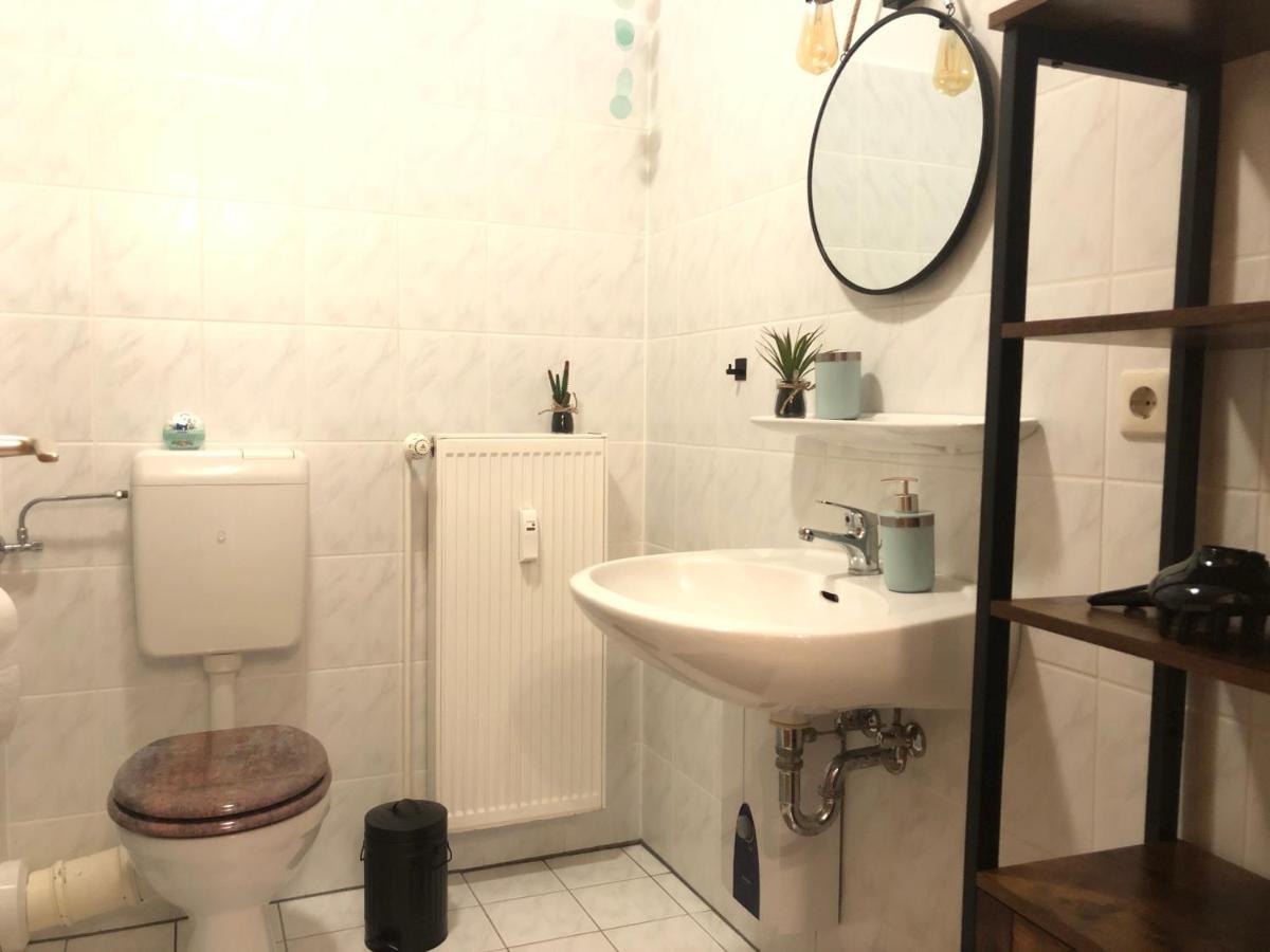 Cottbus-Apartments - Green Apartment I Privat I Wifi I Kueche I Balkon Kültér fotó