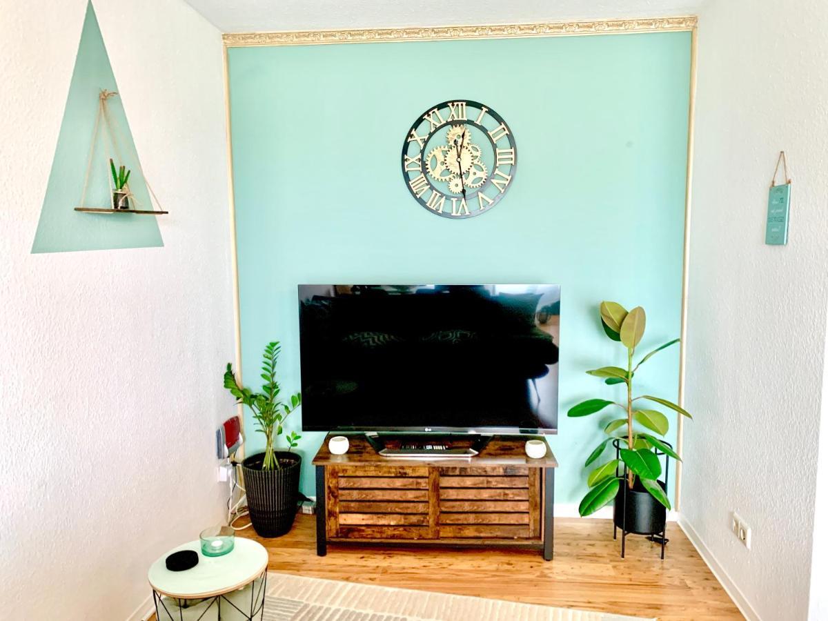 Cottbus-Apartments - Green Apartment I Privat I Wifi I Kueche I Balkon Kültér fotó