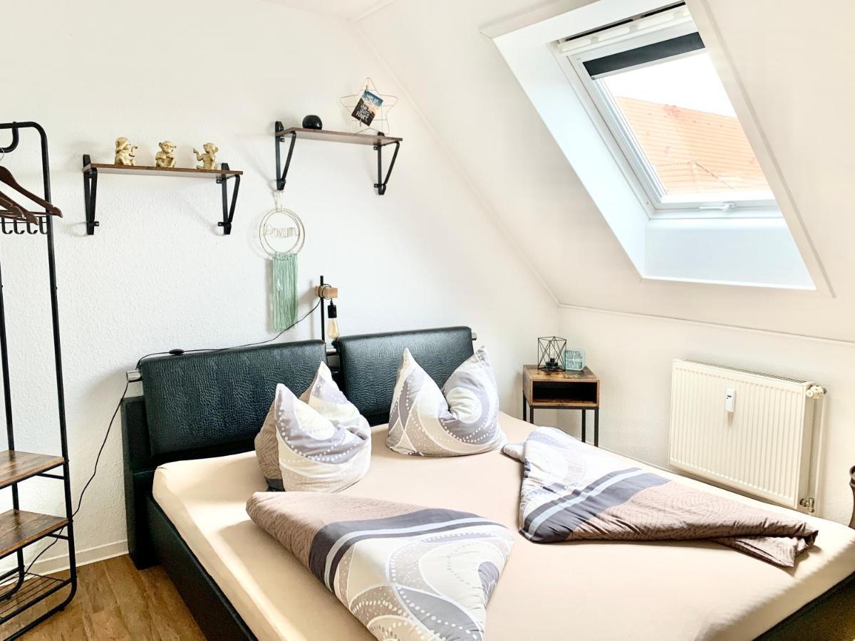 Cottbus-Apartments - Green Apartment I Privat I Wifi I Kueche I Balkon Kültér fotó